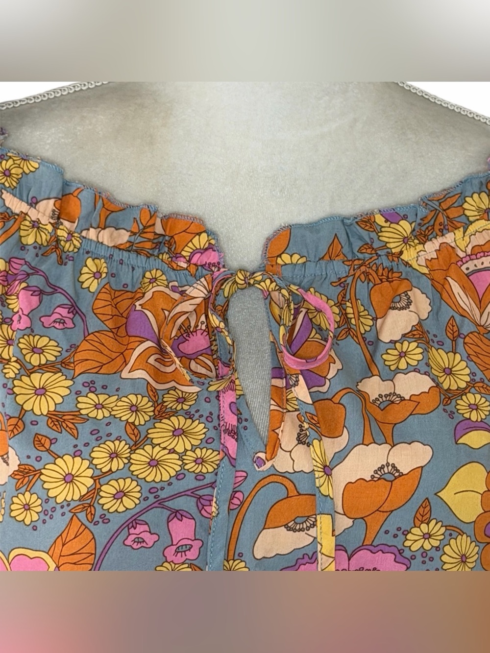 Retro Floral Peasant Blouse – Boho Tie Neck 3/4 Sleeve Size Unknown - Picture 4 of 4